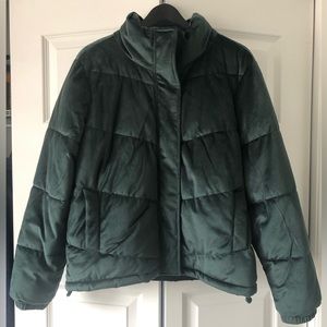 Velvet green winter puffer winter ❄️ size M